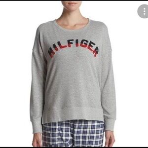 Tommy Hilfiger Sweater Shirt size Medium
